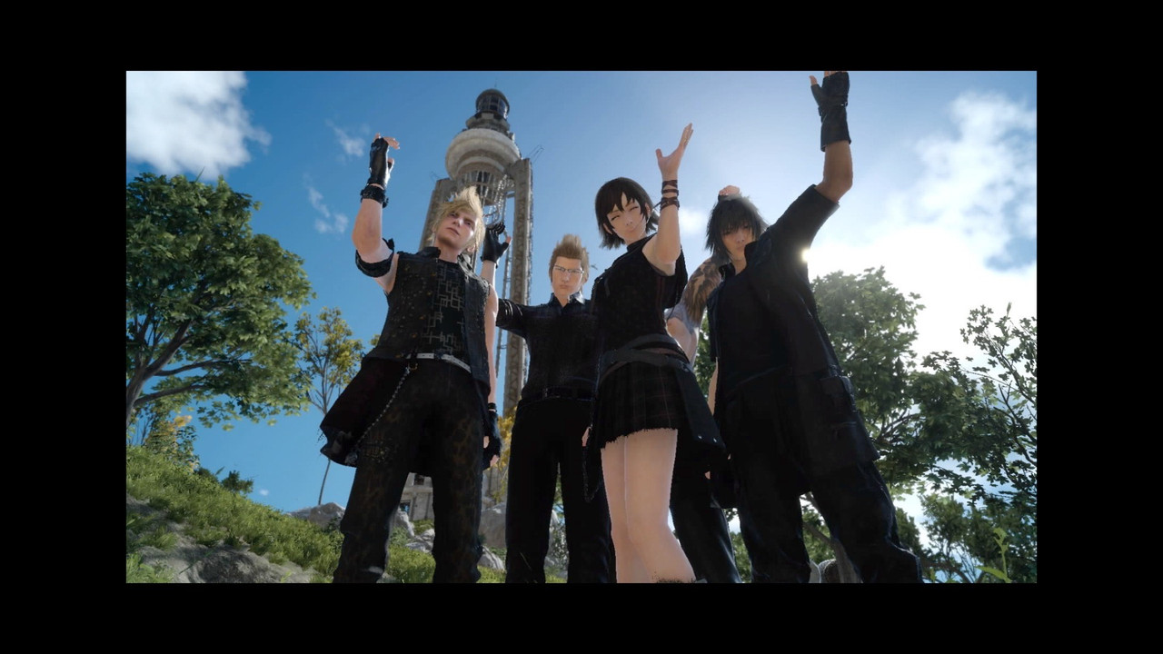 cape caem photo with iris blocking her brother