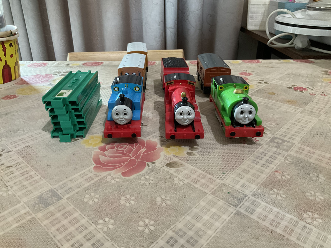 71150E4B-752A-4336-A33F-2269E997D0DE