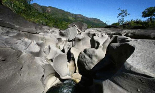 [Image: large-1347219123.jpg]
