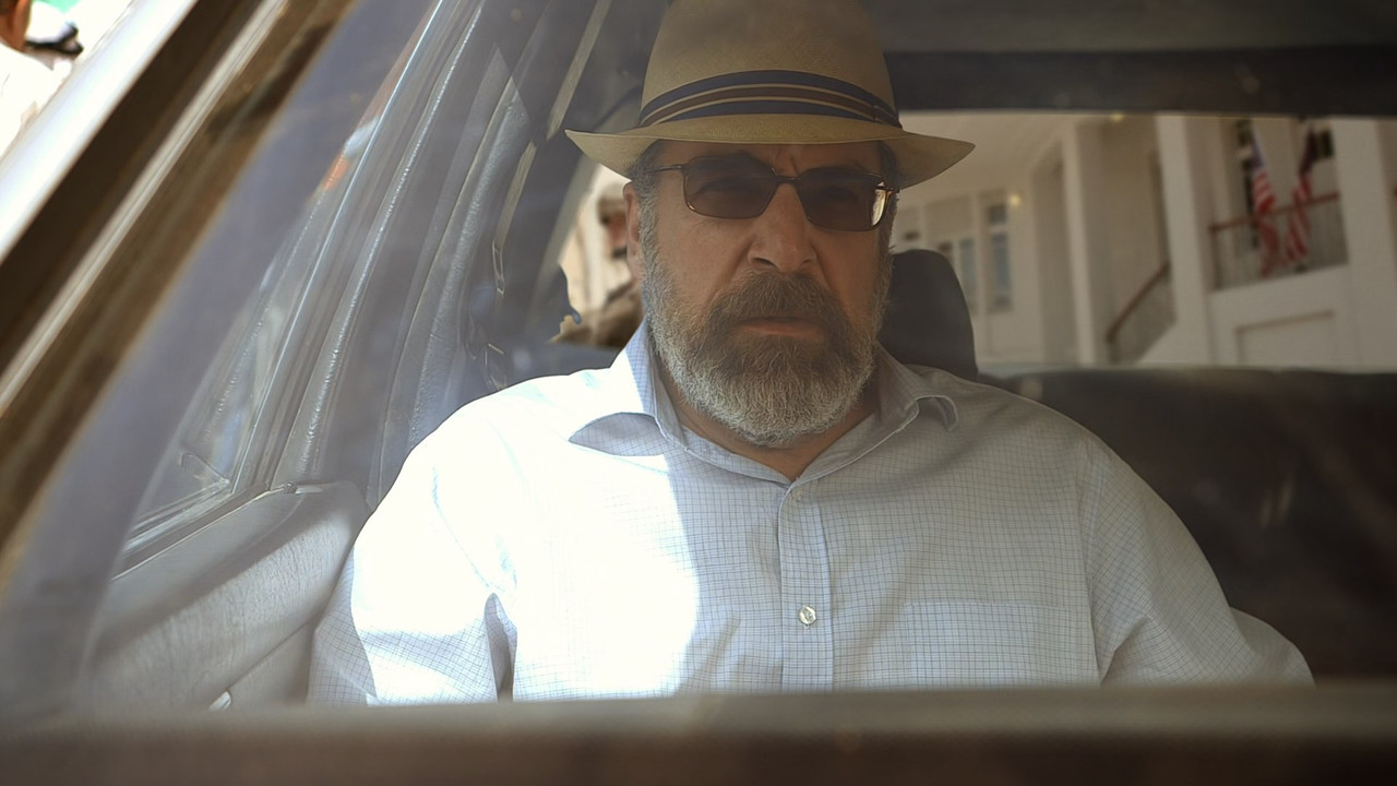 Homeland (2011) - S02E01 - The Smile (1080p BluRay x265 Silence)