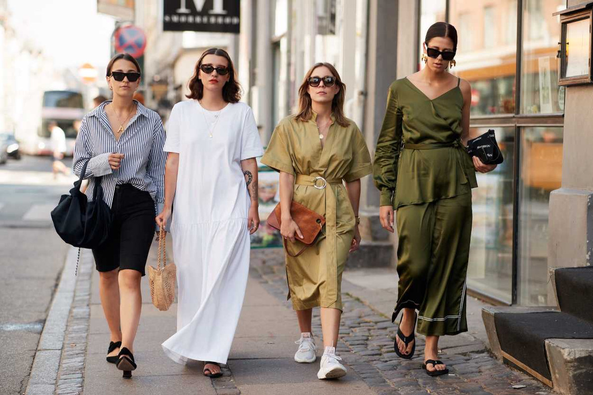 Top Casual Equip Thoughts for Ladies Over 40