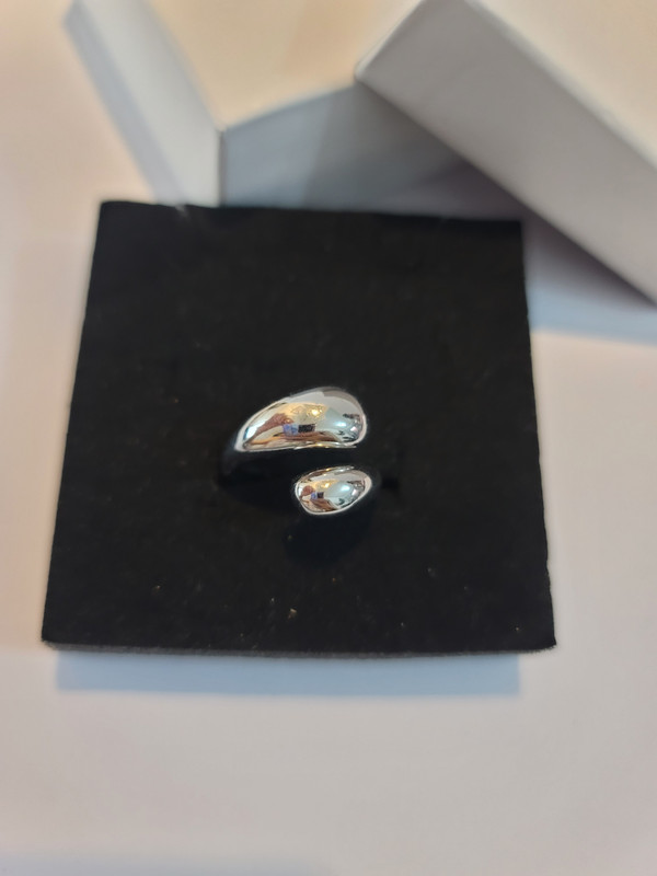 Anillo plateado 1