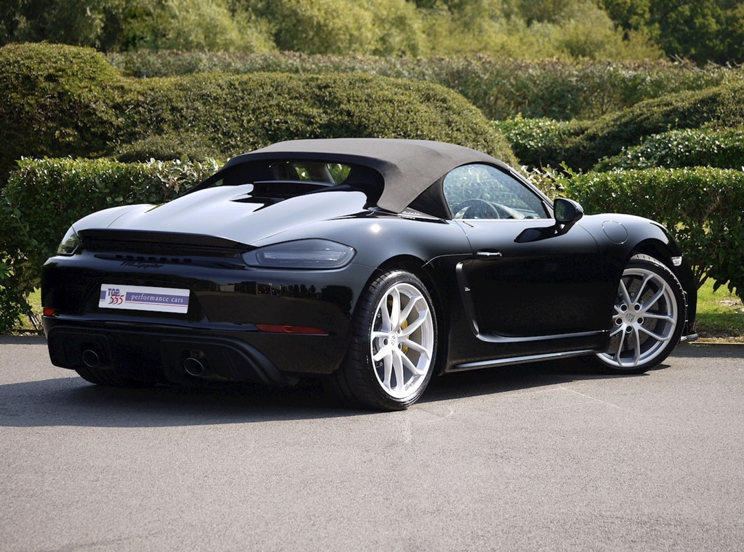 78E17C7D-8D2F-451E-A6C3-E9531E8D219B