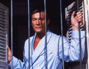 roger-moore-c43