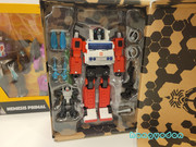 Generations-Selects-WFC-GS26-Voyager-Artfire-01