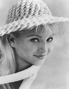 susan-oliver-a52