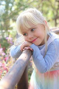 Chloe-Hollenbach