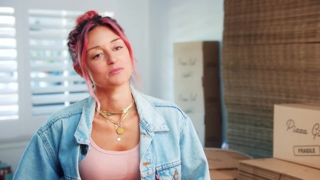 [Image: bfq8x17sher2.jpg]