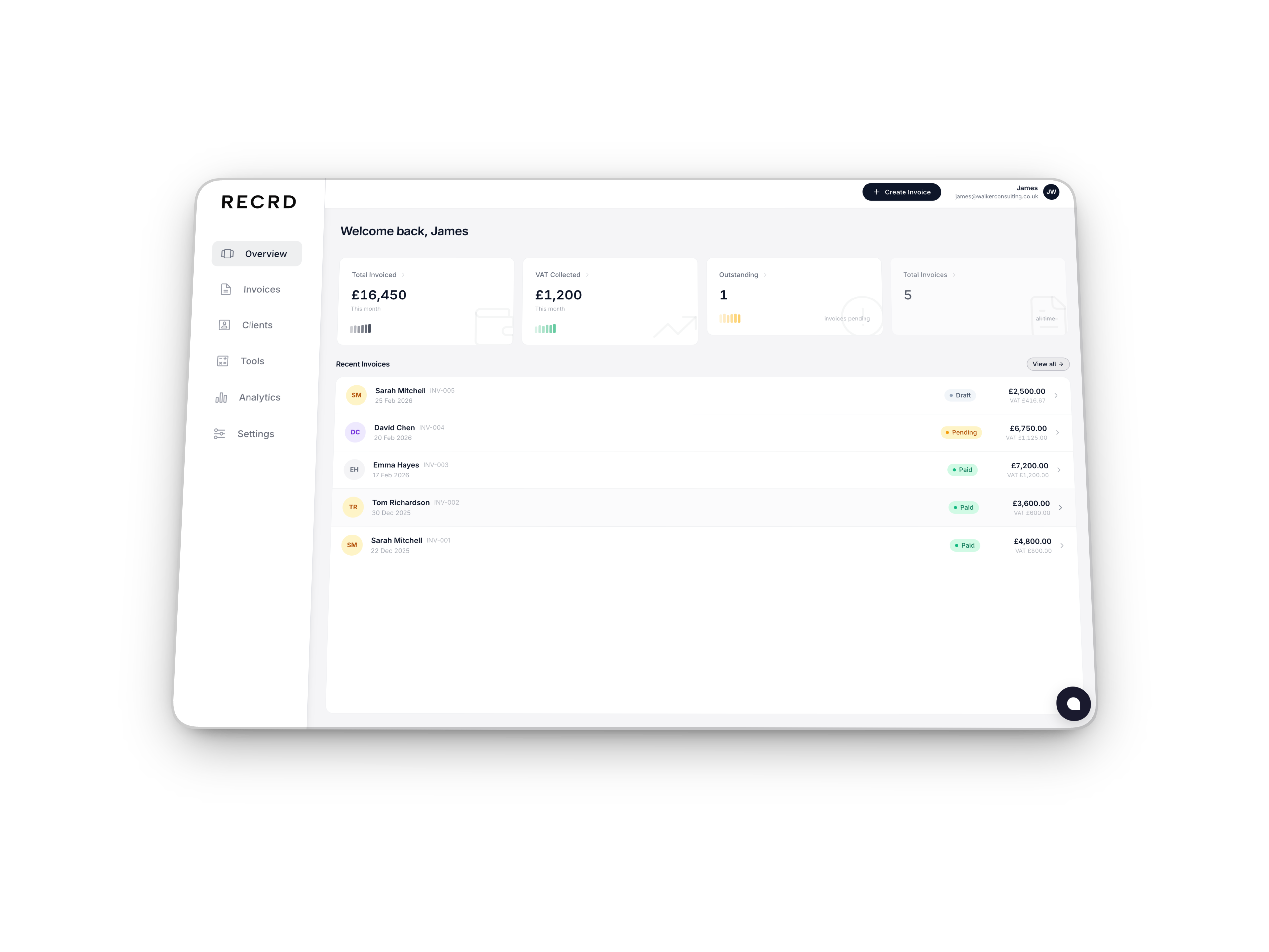 RECRD dashboard showing invoice management and VAT tracking