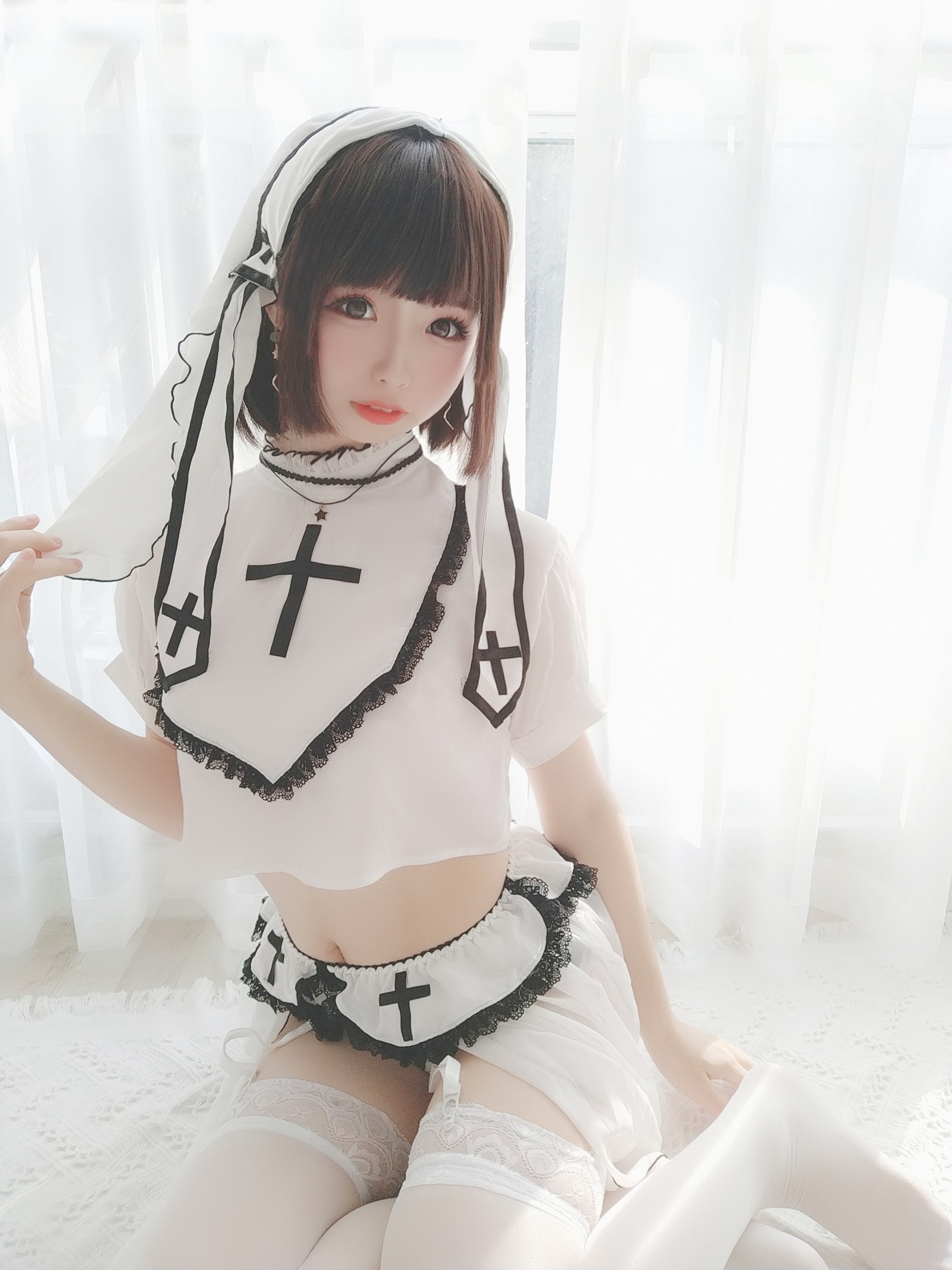 十万珍吱伏特（香川澪）自拍风写真合集｜12P｜30.4MB插图1