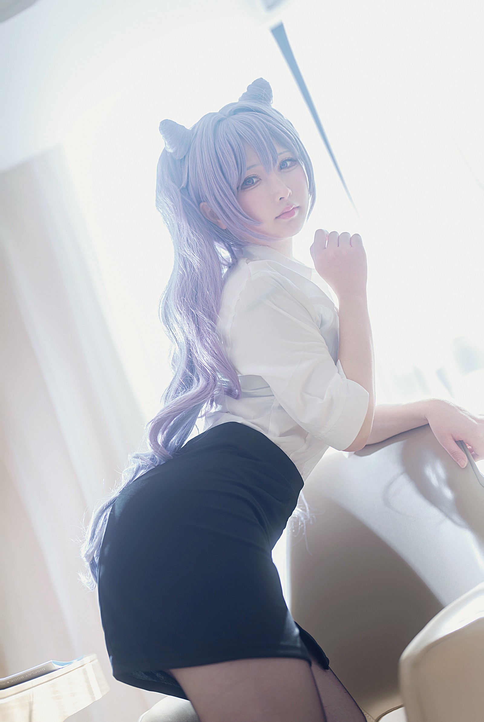 樱梨梨 刻晴 秘书 Cosplay 写真集｜原神角色高清摄影（23P｜75MB）插图3