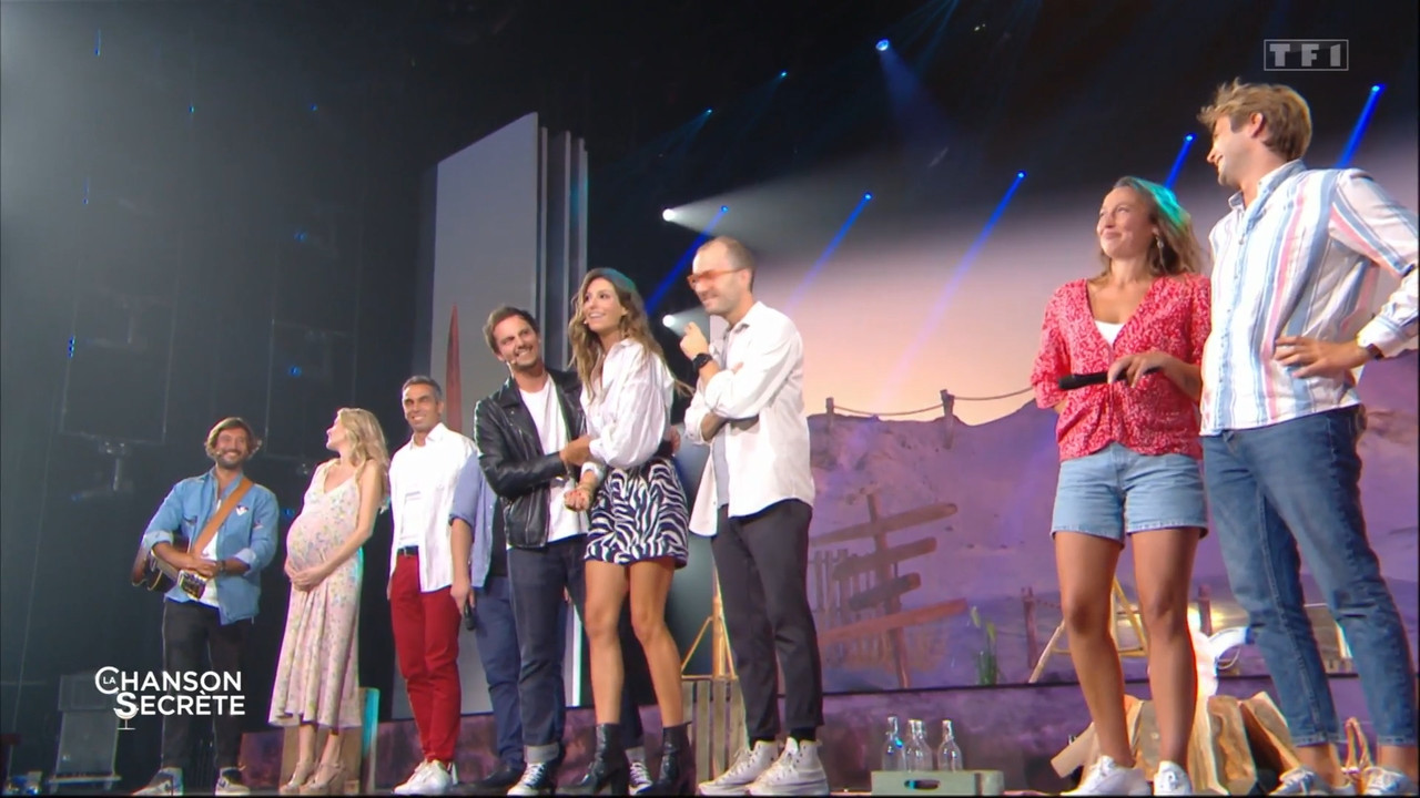 2021-11-27_21_05_TF1_La-chanson-secrete.mp4_snapshot_01.44.18.355