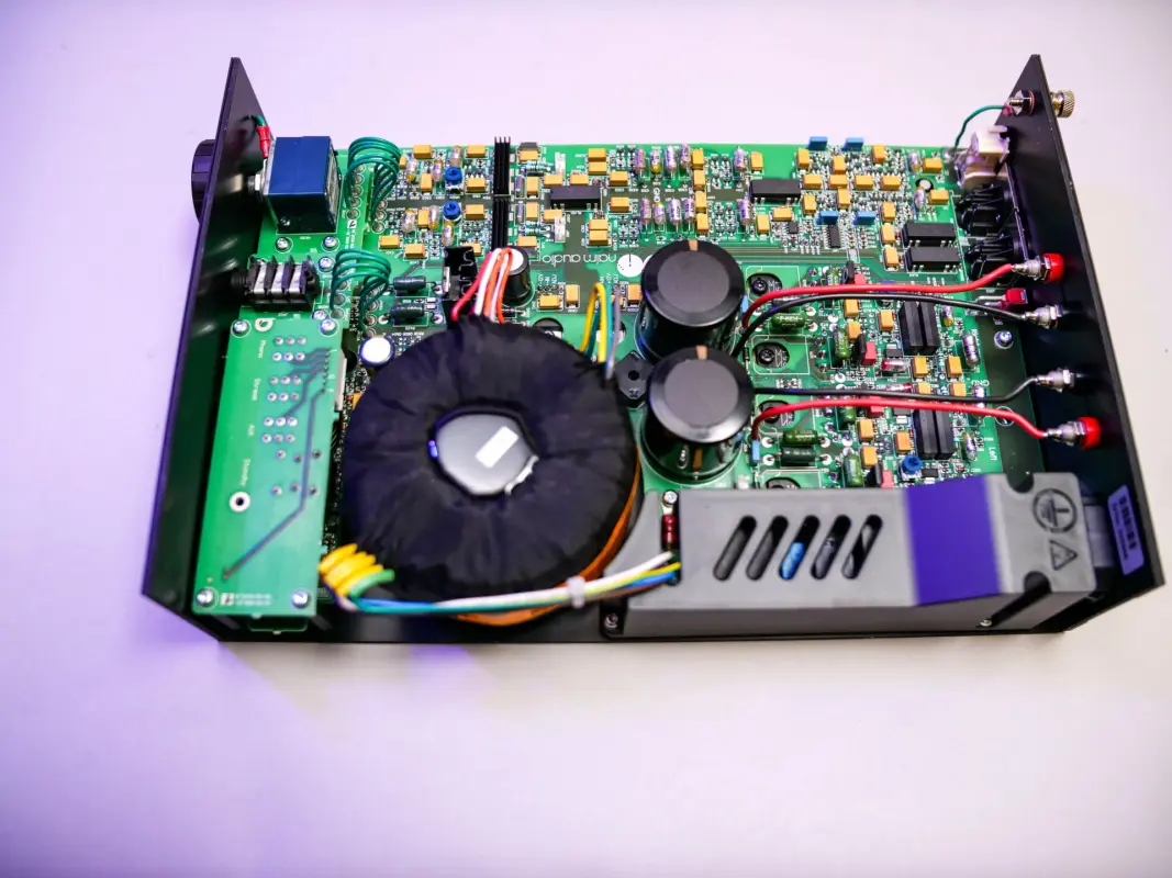 NAIM-NAIT-50-inside-5