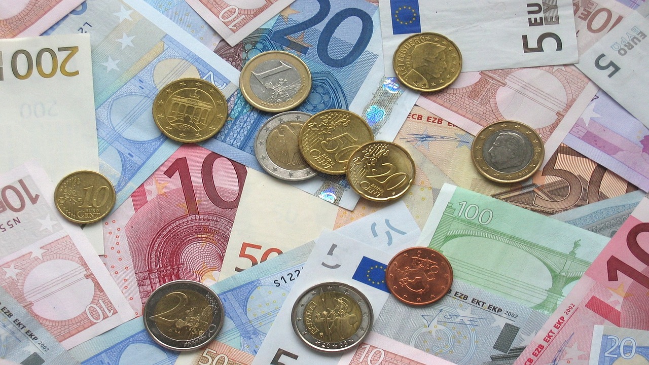 multi-euro-1166051-1280.jpg