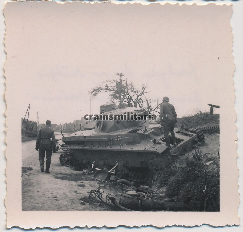 Orig. Foto zerstörte Panzer IV Tank b. STONNE Ar