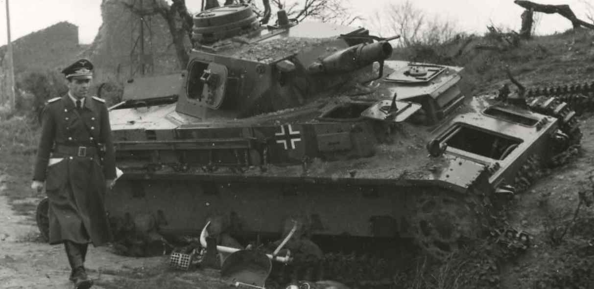 Foto abgeschossener Panzer,tank,Stug,Sturmgeschü