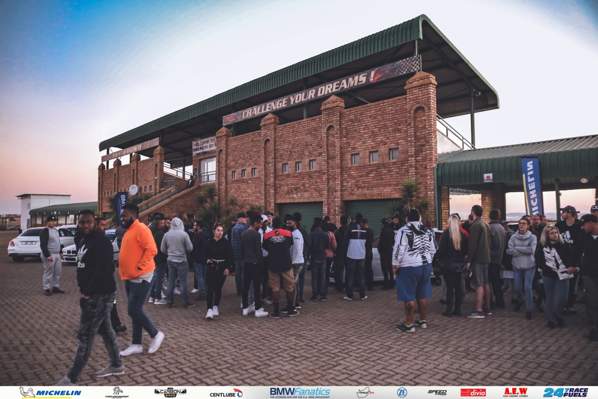 BMWFanatics RD19 Divio (395)