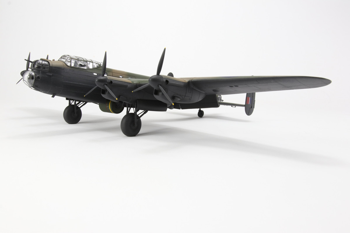 08-B53-A7-D-0-D19-4-E4-D-8236-ED6-BC8174