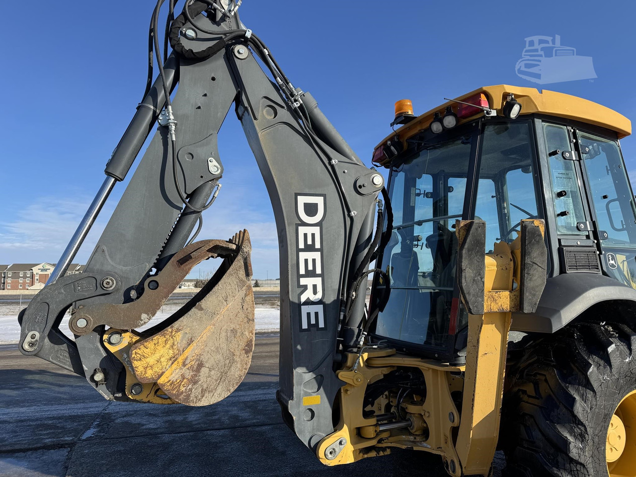 Vehicle thumbnail 10