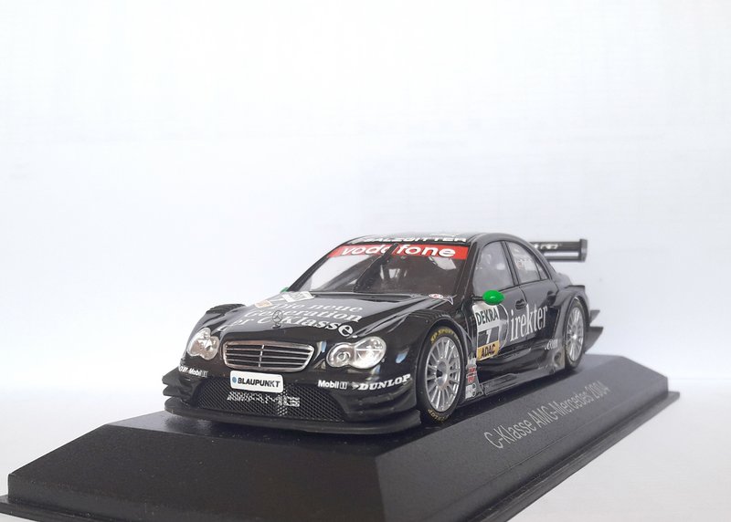 Mercedes Benz C-klasse DTM 2004 Paffett (3)