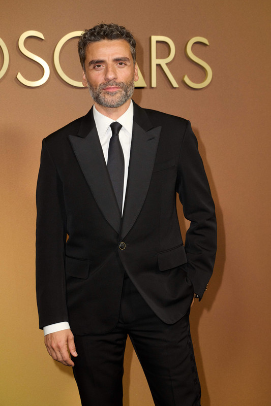 Oscar Isaac 032