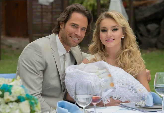 Angelique Boyer deja al descubierto que tiene planes para ser madre