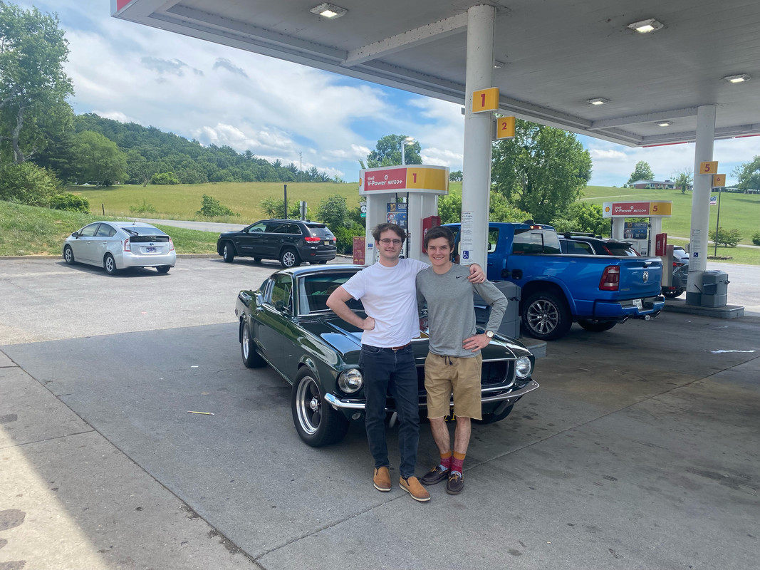 3EFE2983-8B92-477B-8E95-B58BB94AE4FC