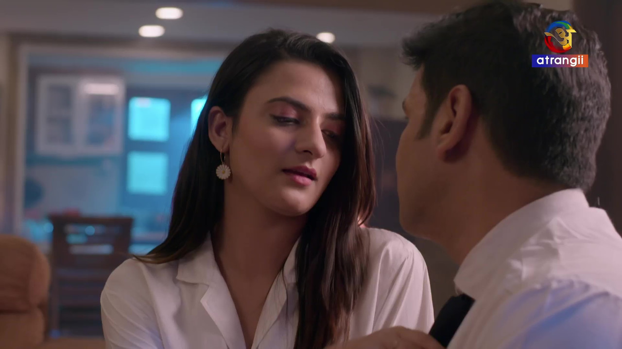 Air Hostess (2023) Hindi Atrangii Short Film | 1080p | 720p | 480p | WEB-DL | Download | Watch Online
