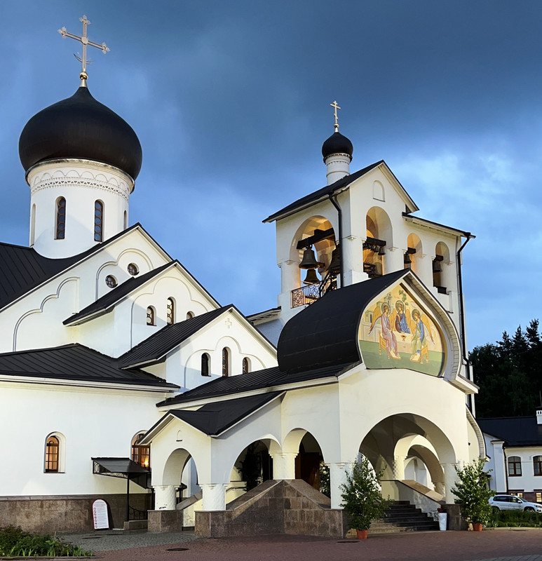1 храм Живоначальной Троицы