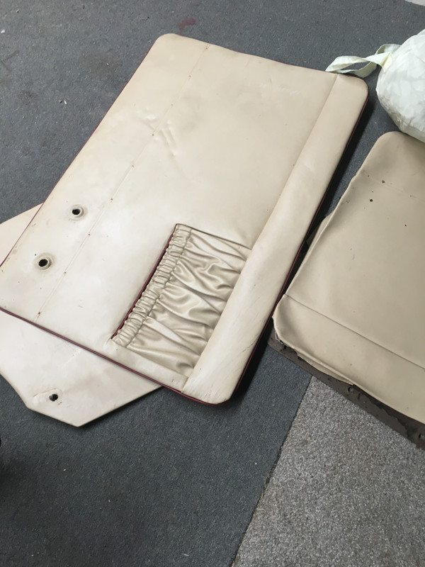 1AFEFECE-40AA-4DEB-9367-4B803B8BB3F1