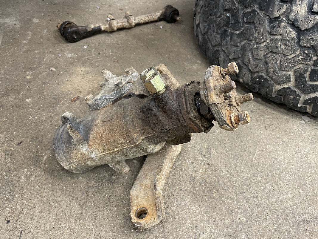 9E686D01-22A3-4B11-976C-3F5314226C2A