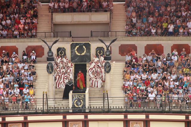 VOLVEMOS A SUIZA! + PUY DU FOU, ORADUR SUR GLANE, SAINT EMILION...Y ASTURIAS - Blogs de Suiza - PUY DU FOU...entrada para 2 días. (9)