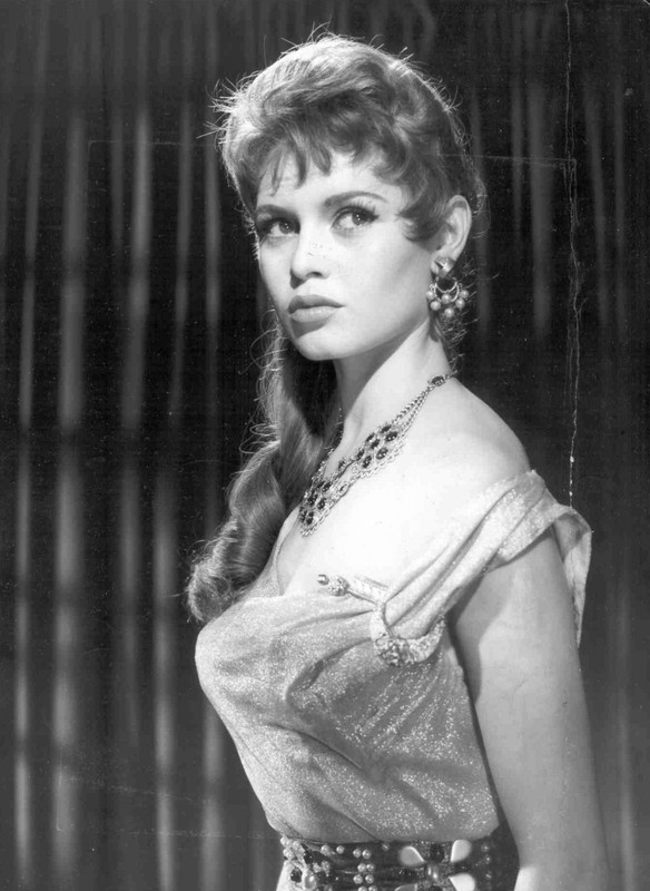 Bardot_Brigitte_me36
