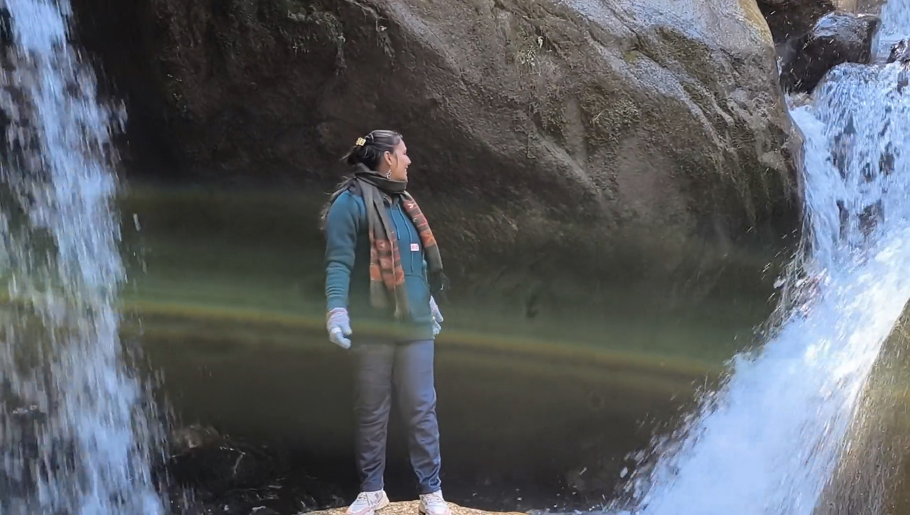 Fuck in Forest at Waterfall_ Spanking MILF pujaprem.mp4_snapshot_01.08.745