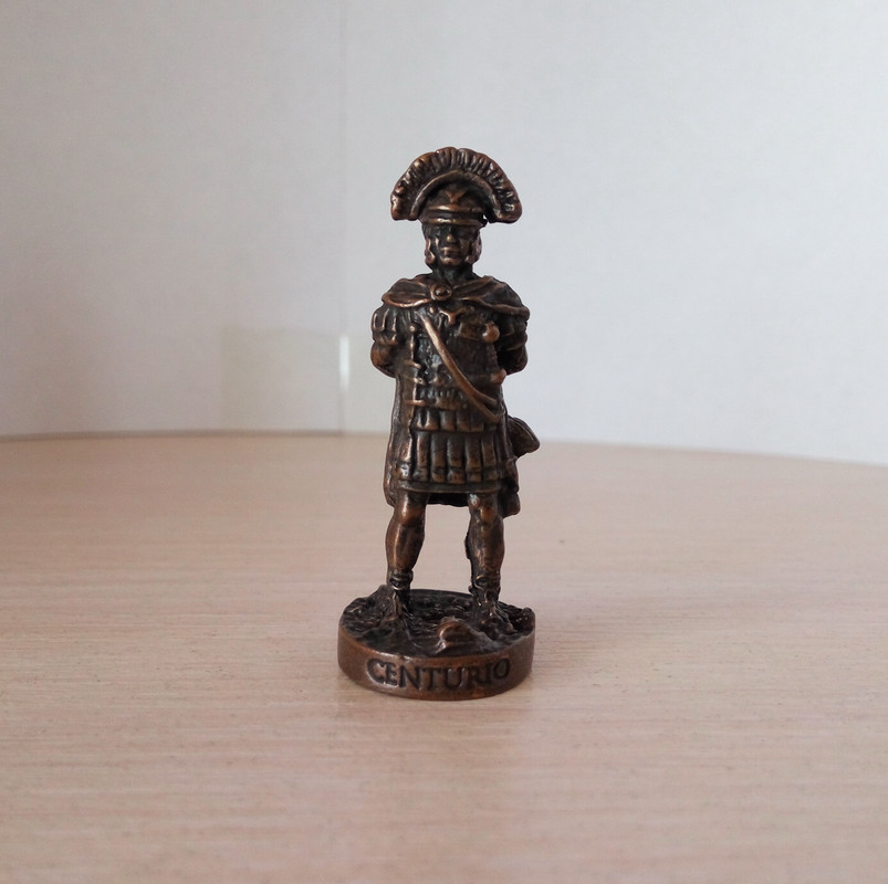 Центурион Тит Славий