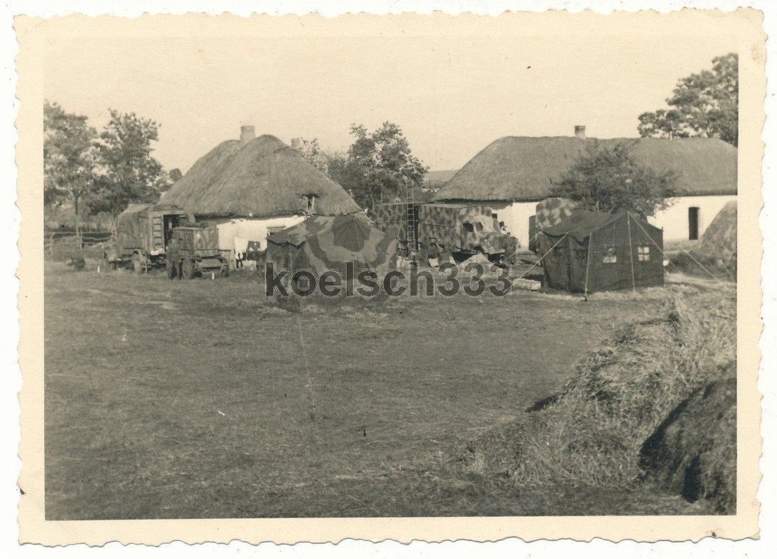 Foto Ukraine 1943 Wehrmacht LKW´s Anhänger Tarna