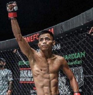petarung-mma-asal-indonesia-stefer-rahar