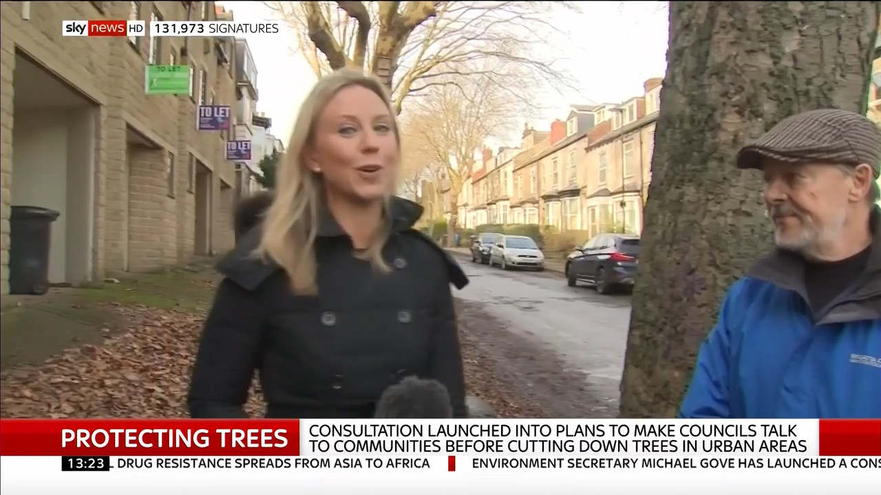 30 December - 13.00.00 - Sky News. Live coverage of main weekend