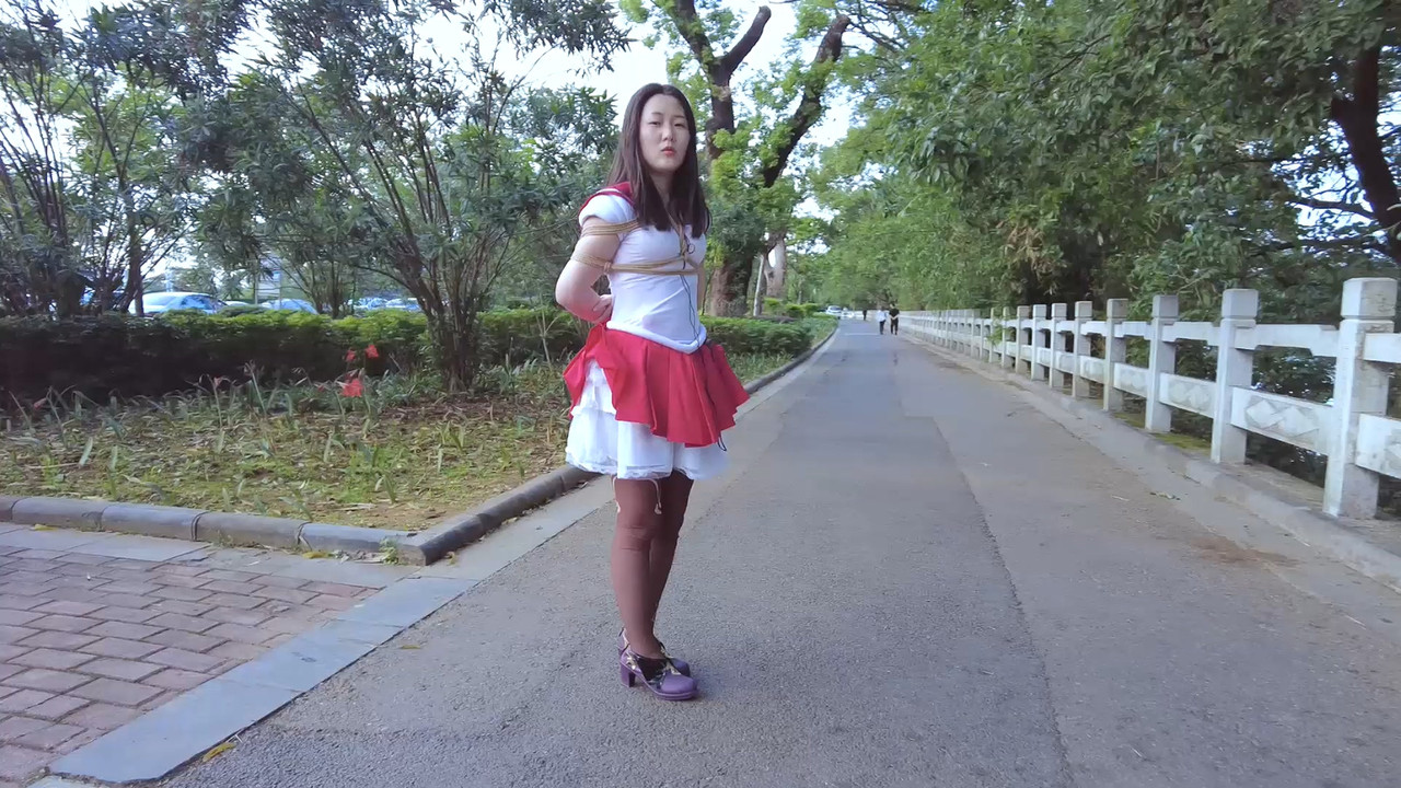 晓鹿原创 粉丝寄什么穿什么 第二期.mp4_20240324_185219.689