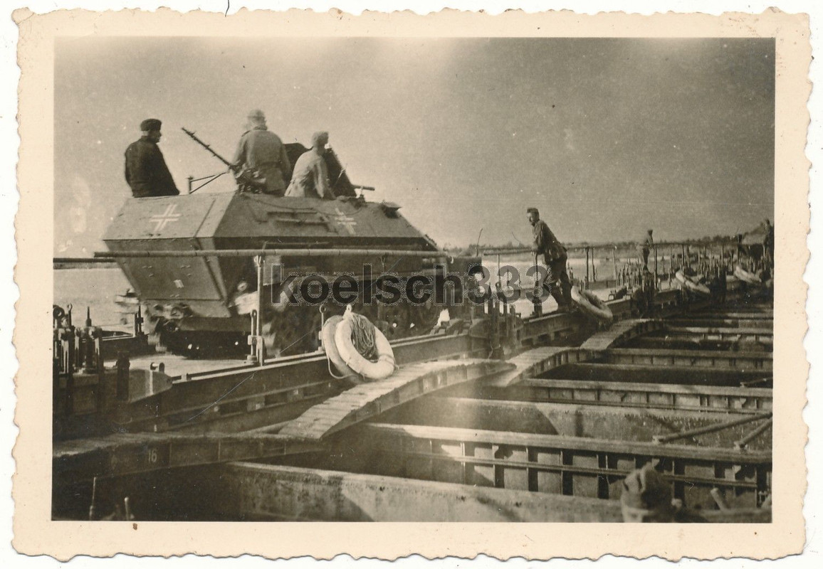 Pioniere Dnjepr Brücke Schützenpanzer Panzer Gru