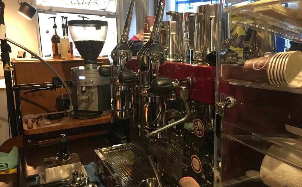 2D77D8A3-8B31-4D37-BEBD-26CB2AB28519