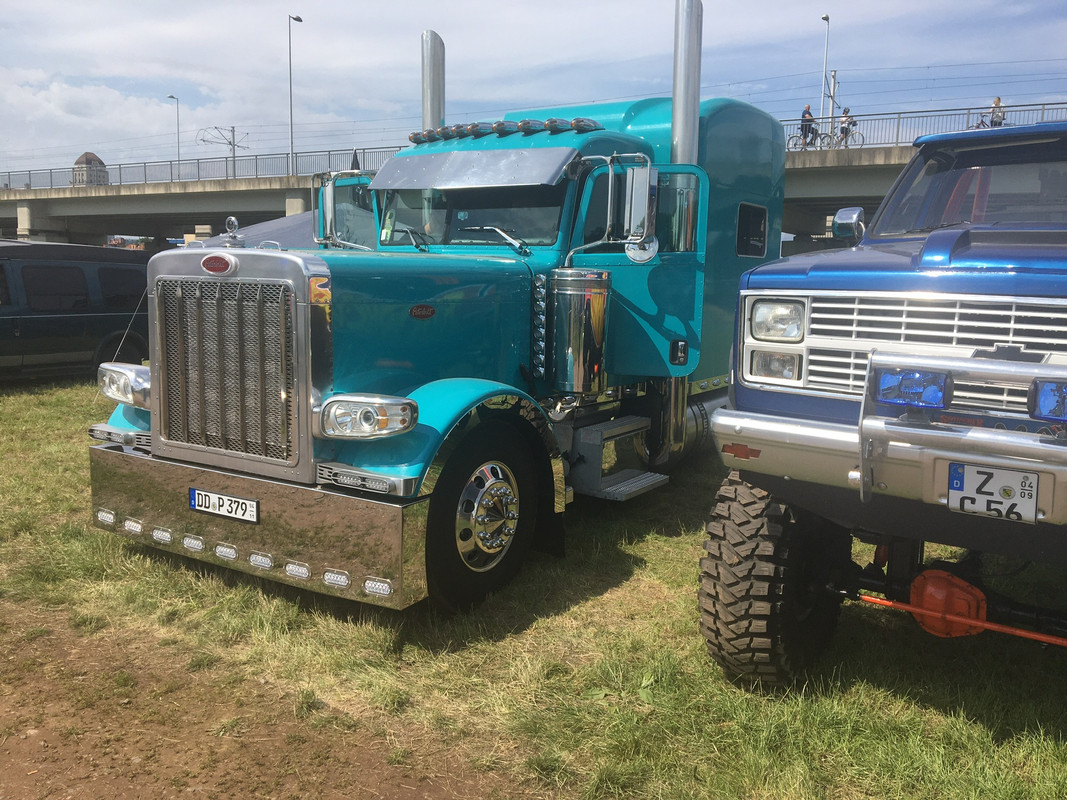 D7D8D313-9E25-4639-B484-5AD24921191A