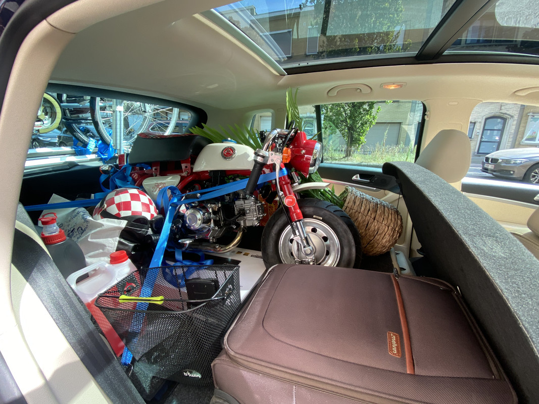 8096F34E-6989-4AF2-8678-FE97F16C1A4B