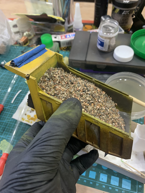 CCB65BE1-0F8D-4DEE-9E4E-0AE74CA43DF0