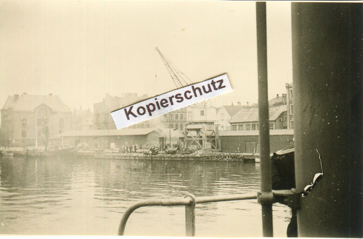Frankreich , U-Boot Stützpunkt , U-Boot mit Tarn