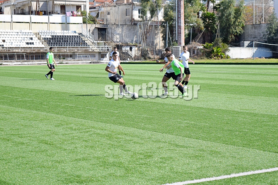 , &Pi;&rho;&omega;&tau;&alpha;&theta;&lambda;&eta;&tau;ή&sigmaf; &Mu;&epsilon;&sigma;&sigma;&eta;&nu;ί&alpha;&sigmaf; &tau;&omicron; 3&omicron; &Lambda;ύ&kappa;&epsilon;&iota;&omicron; &Kappa;&alpha;&lambda;&alpha;&mu;ά&tau;&alpha;&sigmaf;, &mu;&epsilon; &tau;&omicron;&upsilon;&sigmaf; &mu;&alpha;&theta;&eta;&tau;έ&sigmaf; &sigma;&tau;&iota;&sigmaf;… &tau;&alpha;&rho;ά&tau;&sigma;&epsilon;&sigmaf; (&phi;&omega;&tau;ό & &beta;ί&nu;&tau;&epsilon;&omicron;)