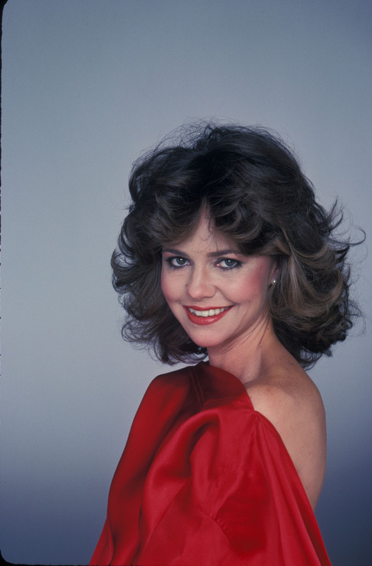 Sally_Field_b05
