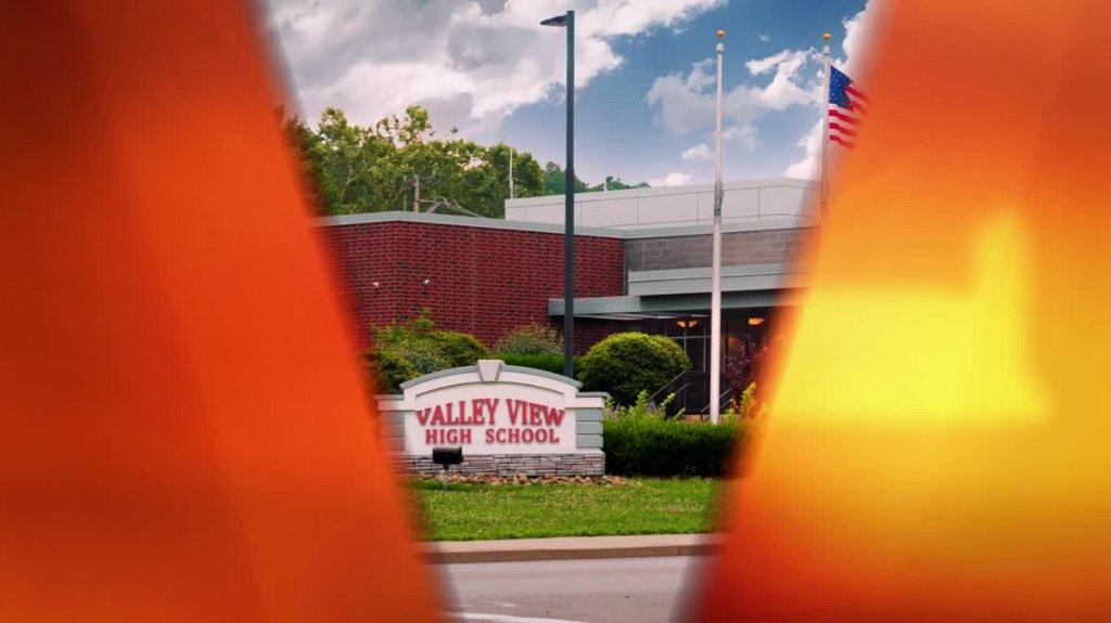 [Image: solq5x9j3ta6.jpg]