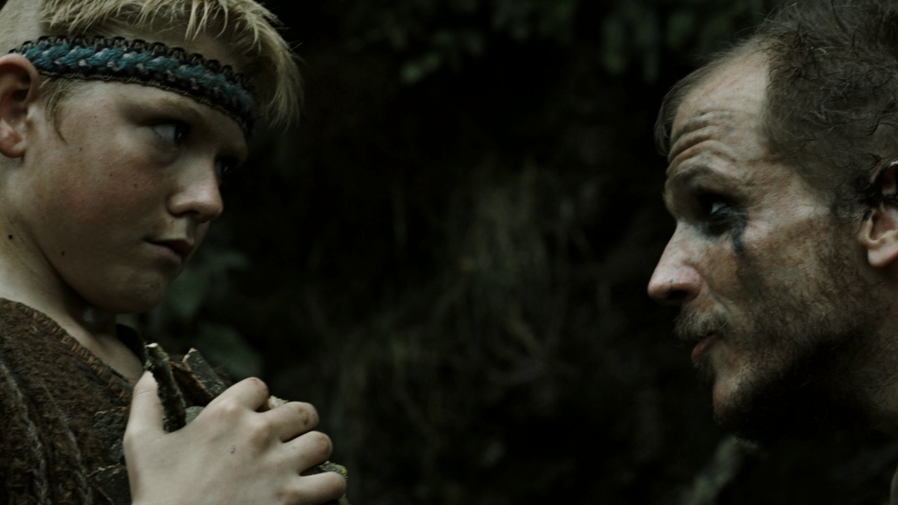 S01E01.Rites.of.Passage.BDRemux.mkv_20221025_171356.640