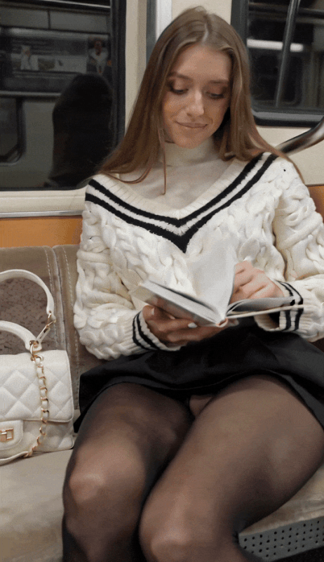 Josephine Jackson spreading her legs pornstar  gif